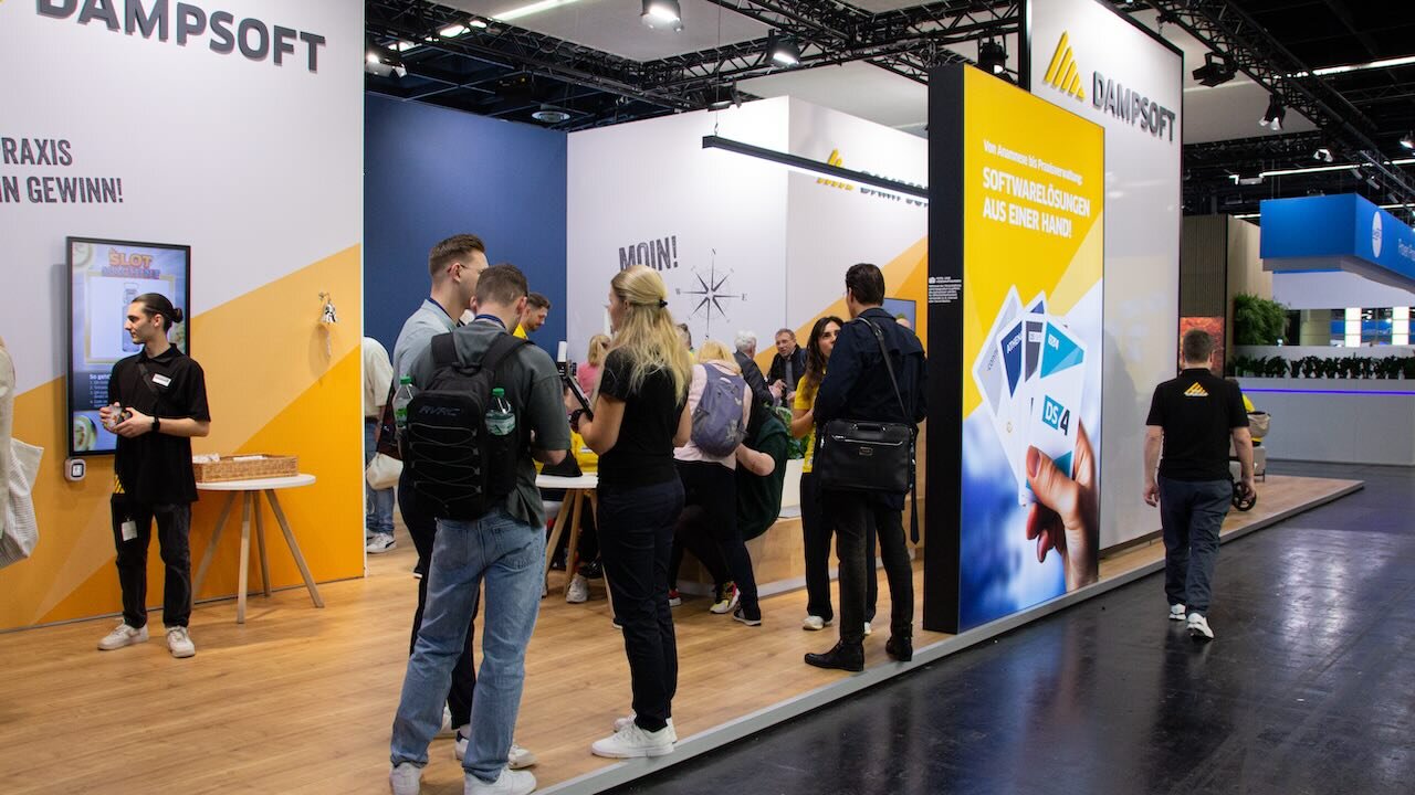 Die IDS-Besucher informierten sich bei Dampsoft über die neuen Features.