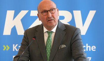 Dr. Karl-Georg Pochhammer vertritt als stellvertretender Vorstandsvorsitzender das Thema Telematik